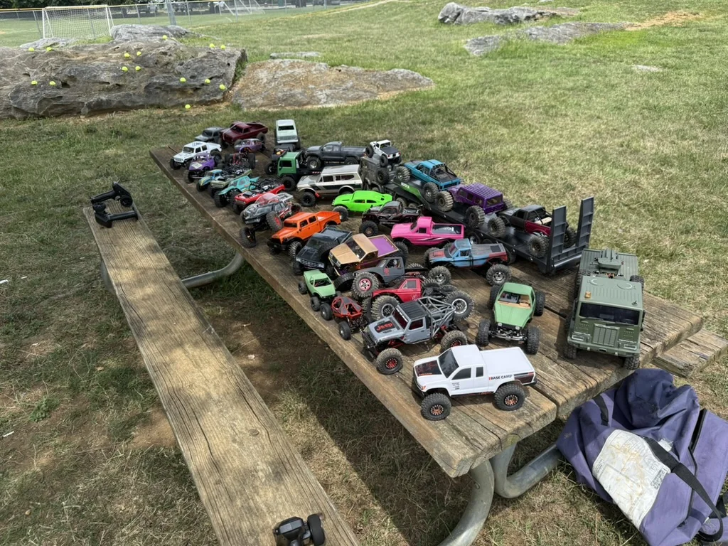 Large lineup of RC crawlers at Walrond Park