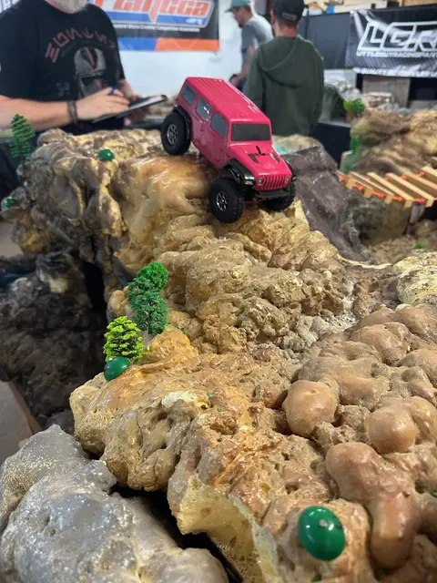 Micro RC crawler competition photo