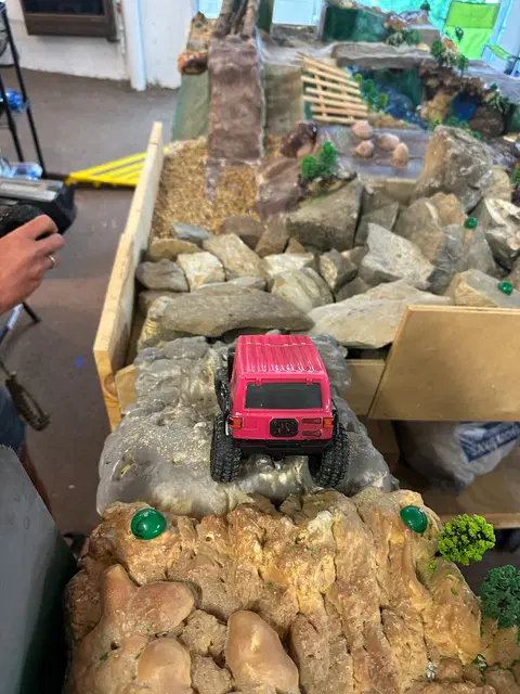 Micro RC crawler competition photo 19