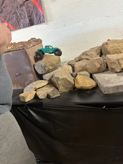 Micro RC crawler competition photo 22