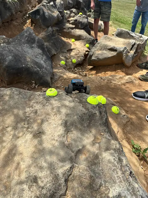 Micro RC crawler competition photo 49