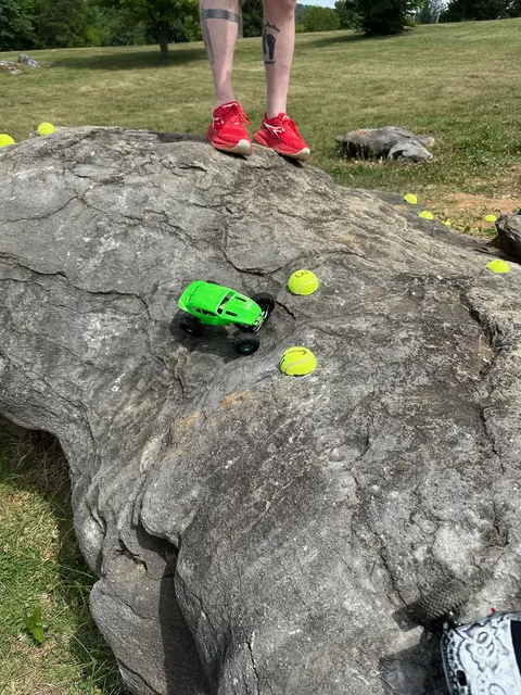 Micro RC crawler competition photo