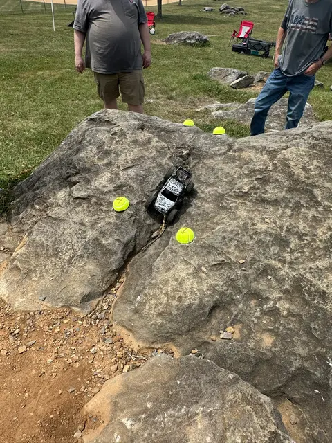 Micro RC crawler competition photo 69